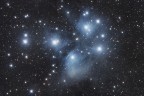 Lammasso aperto delle Pleiadi nella costellazione del Toro, ripreso dai cieli della Sardegna.
Integrazione di 99 scatti da 30 ciascuno.