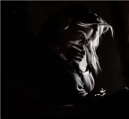 assorta nei pensieri assorta nei pensieri