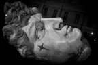 Statua
