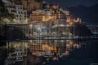 Atrani vista riflessa dalla piscina del ristorante "Torre Saracena" di Amalfi (NA)