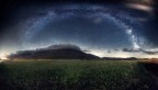 via lattea sulla piana di castelluccio di norcia