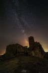 GIROscattand&#128526; IN SICILIA 
Una notte come le altre? Per me no...per me  la notte della mia via lattea tanto desiderata, programmata e studiata. Controlla il meteo, i venti, la nuvolosit, sopralluoghi e si , tutto sembra perfetto. Ed allora si parte!! Una notte di caldo, di cani che ti abbaiano nel pi totale buio e che non riesci a vedere, una notte di insetti e di acqua che nella borraccia che tieni sulla jeep sta oramai per finire. In una parola: UNA NOTTE STUPENDA &#128525;