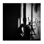 Il ciclista con la camicia a quadri Il ciclista con la camicia a quadri