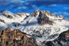 Il versante meridionale del Monte Carega visto dalla Catena delle Tre croci. Piccole Dolomiti. Febbraio 2024