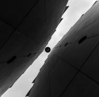 Milano tra l'informatica e la letteratura Milano tra l'informatica e la letteratura