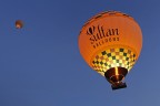 Le due mongolfiere accese