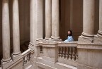 Tra le colonne Tra le colonne