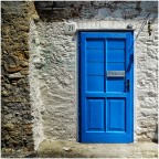 Alla contrada Corlo, in gran parte in abbandono, 350 m. Comune di Arsi� (BL). Giugno 2025