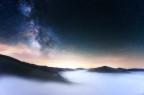 Nella notte guidati dalla nebbia Nella notte guidati dalla nebbia