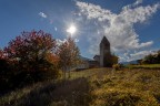 Questa � la chiesetta di un vecchio borgo rurale del basso Trentino, abbandonato durante la peste di manzoniana memoria.
Ivo