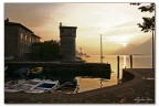 Cassone all'imbrunire. (Lago di Garda) Cassone all'imbrunire. (Lago di Garda)