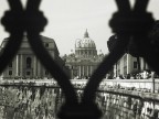 Laggiù...il vaticano Laggiù...il vaticano