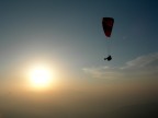 Foto fatta mercoled sera a bordo del mio parapendio verso l'amico che sta l a godersi la planata dal Monte Stivo (2058m) verso la citt di Arco (TN)
Nikon Coolpix 7900 
Commenti e critiche sempre ben accetti
P.S. E' una delle tante che ho fatto