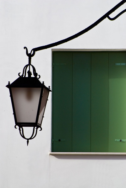 04 Lampione e finestra verde.jpg