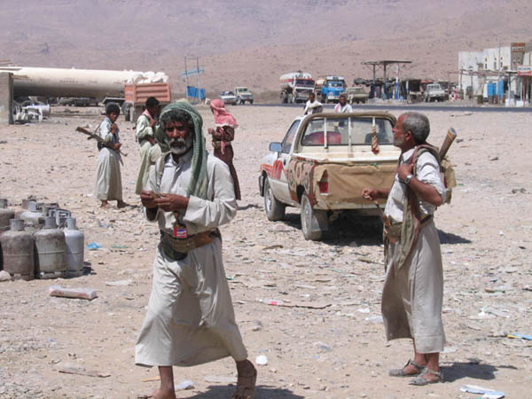0636_yemen_people.JPG