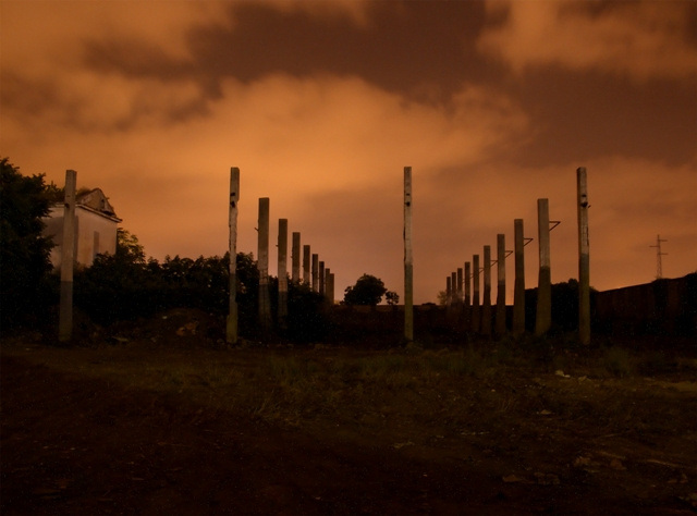 1- pilastri capannone.jpg