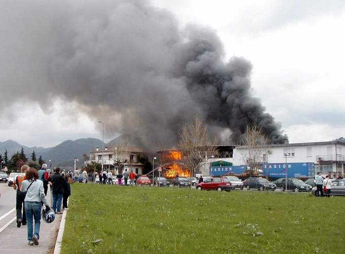 A - Incendio a Castelgomberto 09.04.2005.JPG