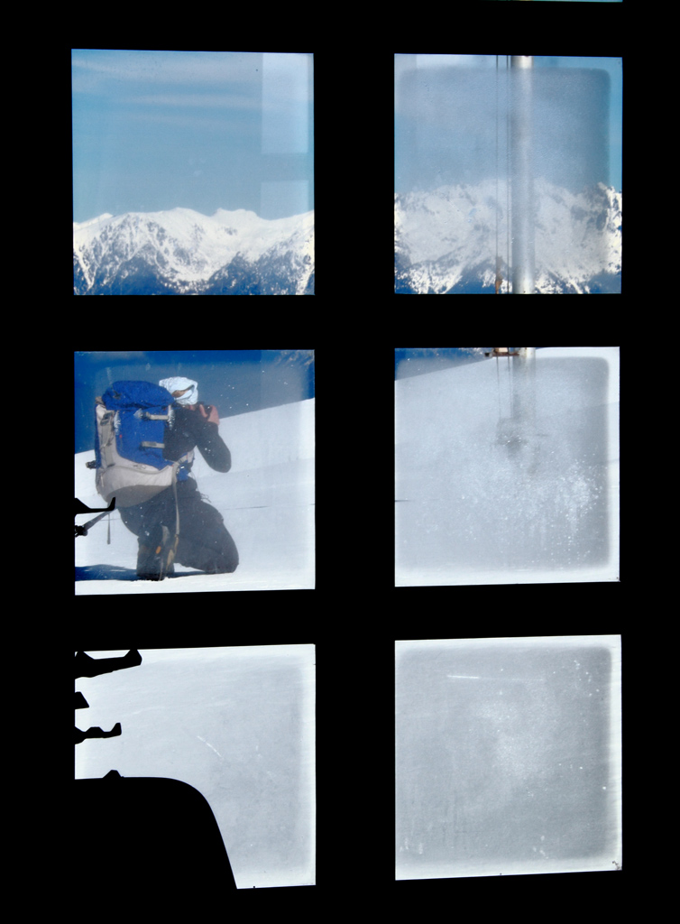 Attraverso-la-cornice-della-chiesetta.jpg