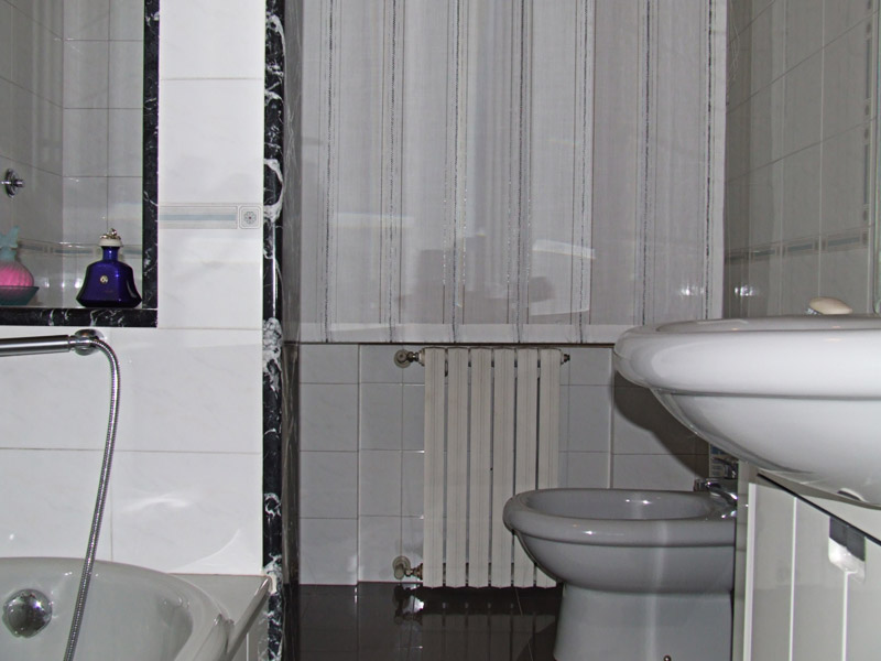 Bagno A.jpg
