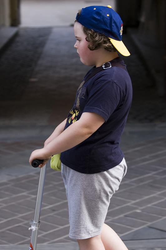 bambino_monopattino_01_800.jpg