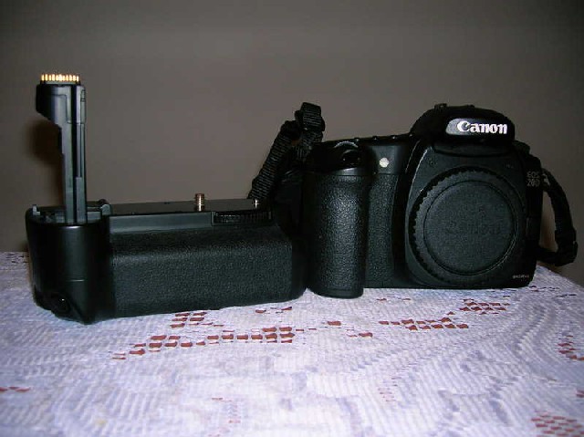 batterygrip2.jpg