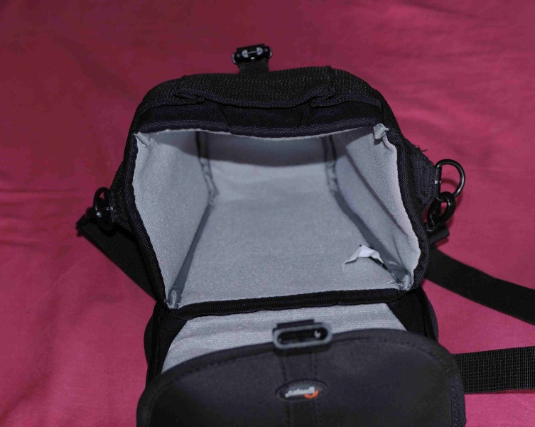 borsa_1 (753 x 601).jpg