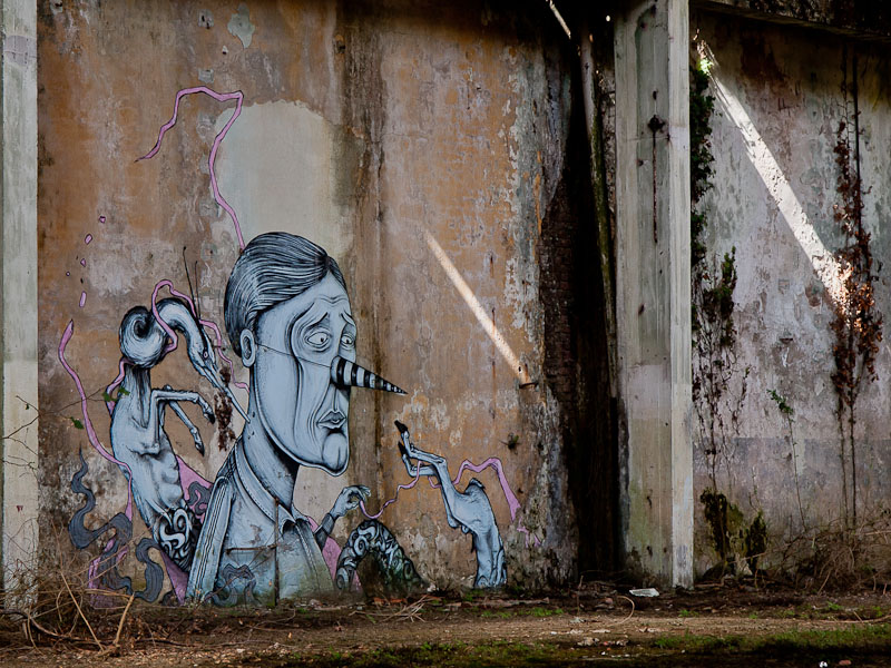 Cairate_graffiti_06_800-200k.jpg