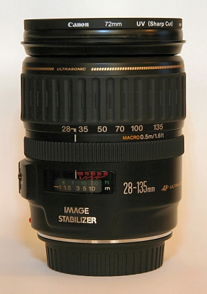Canon-EF-28-135mm-f3.5-5.6-IS-USM.JPG