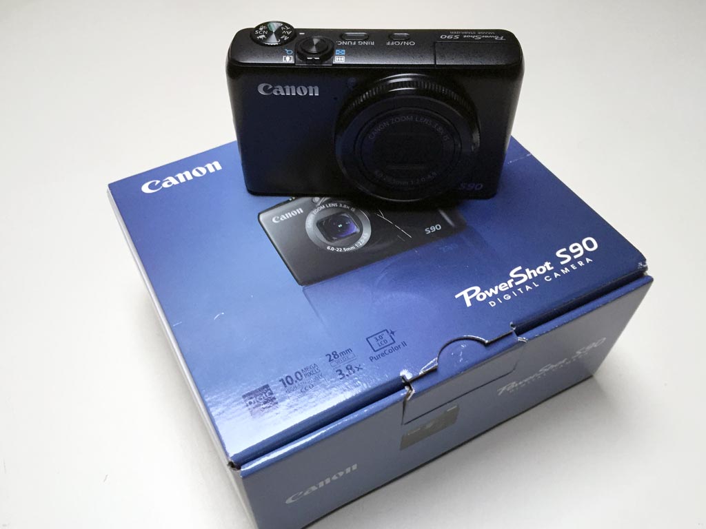CanonS90-001.jpg
