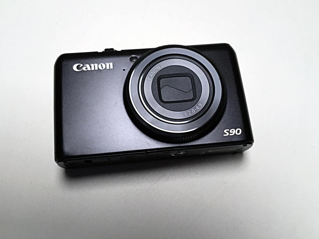 CanonS90-002.jpg
