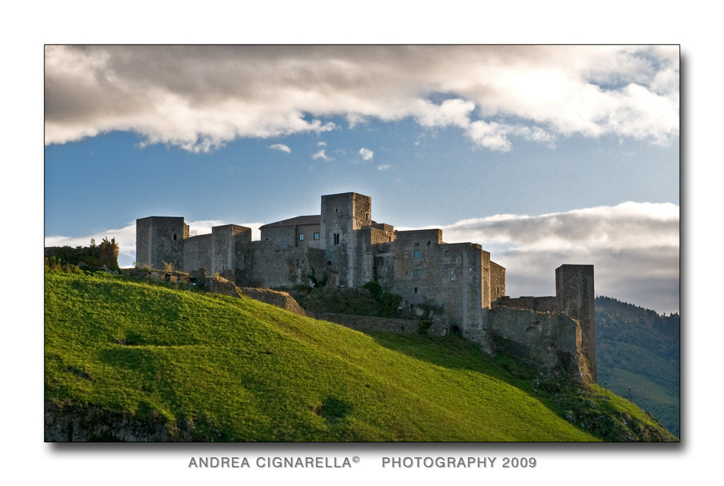 Castello-di-Melfi.jpg