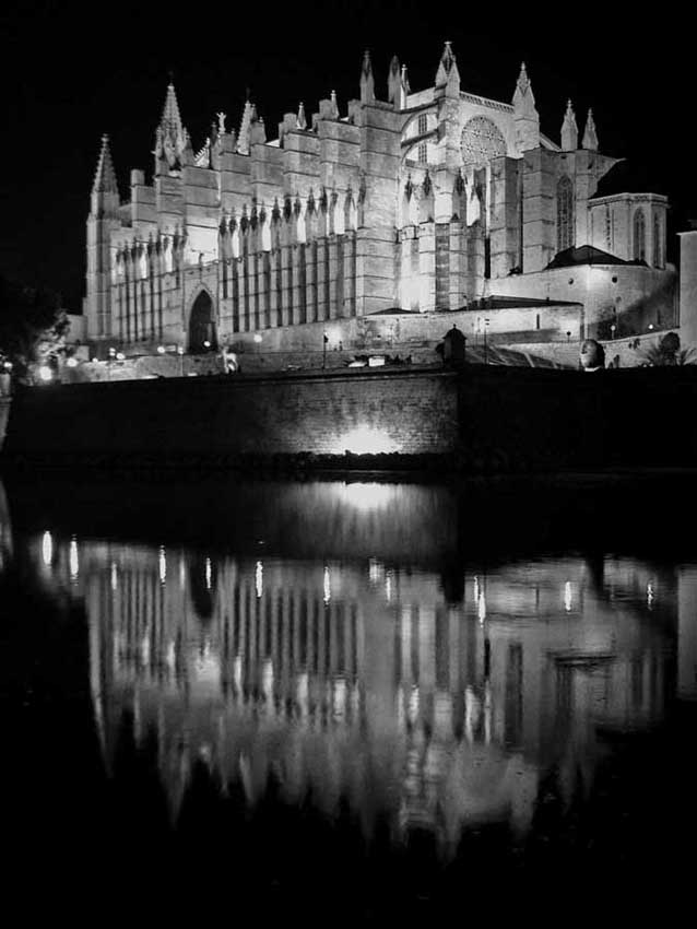 catedral B&W p4u.jpg