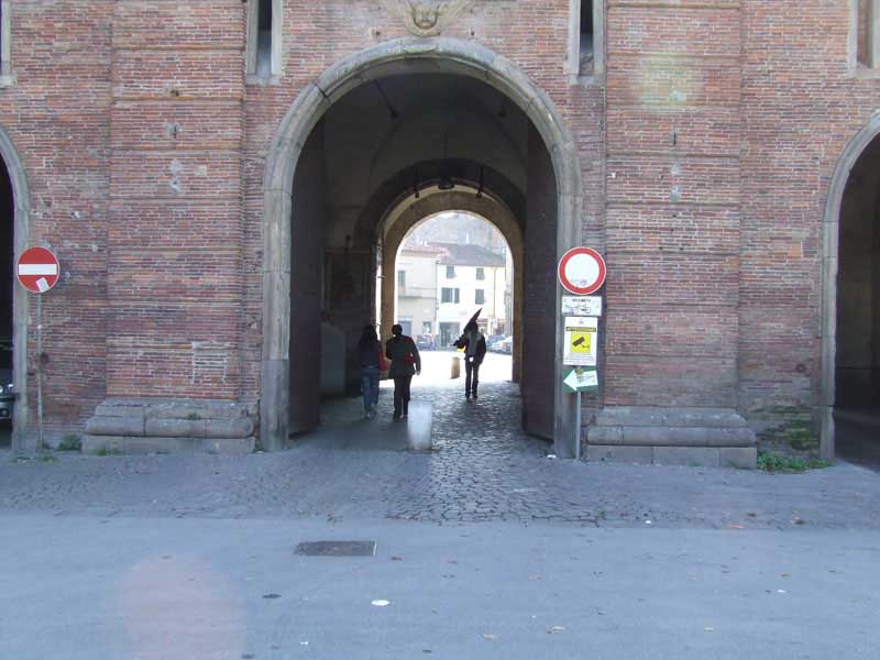 citt di lucca (2).jpg