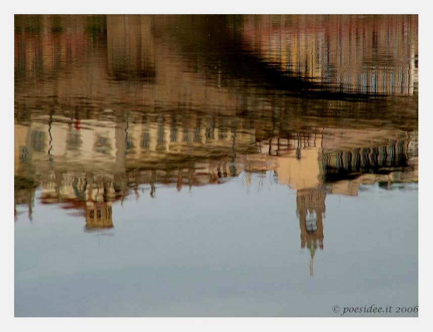 cittāriflessa01 .jpg