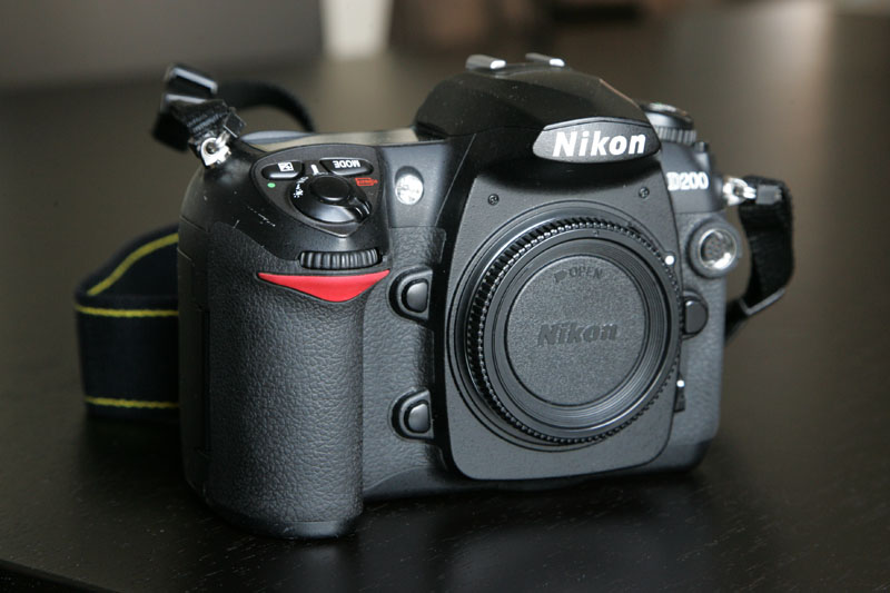D200-1S.jpg