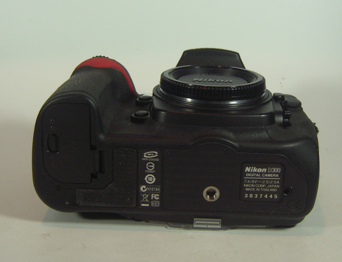 D300 E.JPG