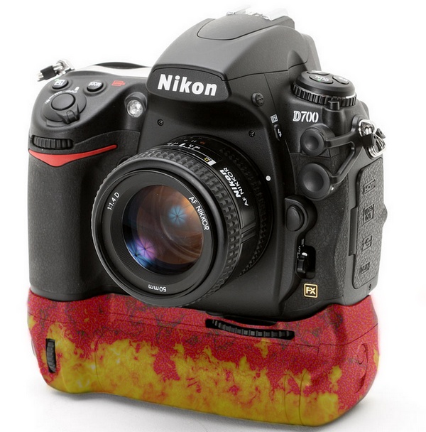 d700+mbd10 fire.jpg