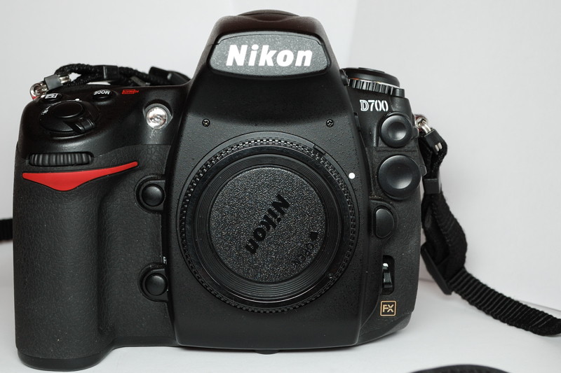 d700fornte_001.jpg