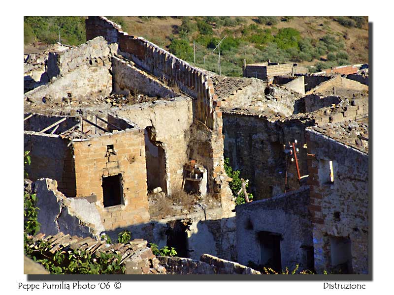 Distruzione.jpg