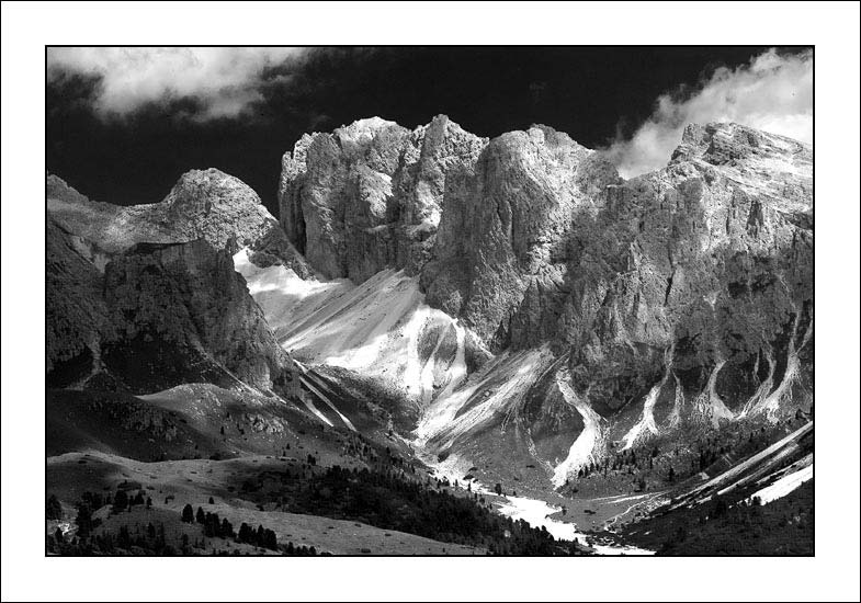 dolombw_05.jpg