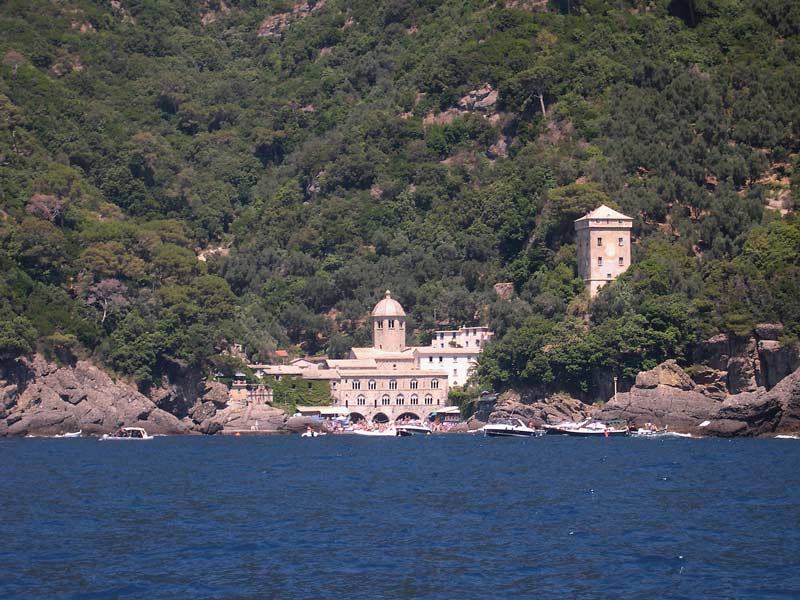 DSCN2596-SFruttuoso-lores.jpg