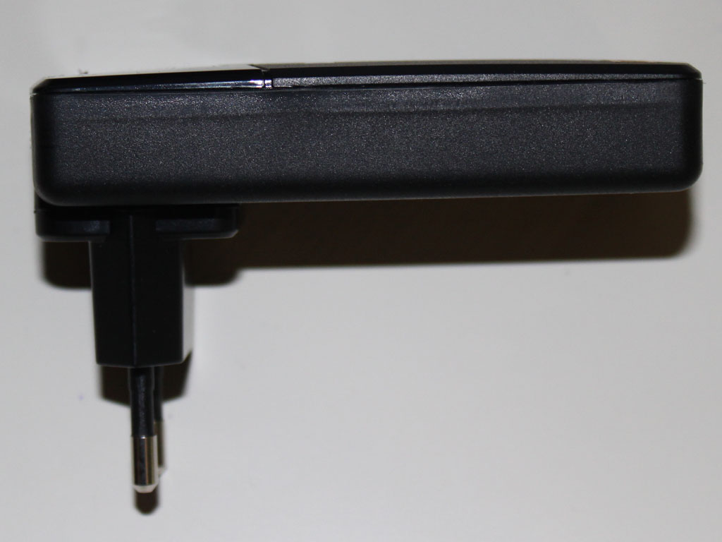 Duracell-Caricatore-USB-Portatile-01.jpg