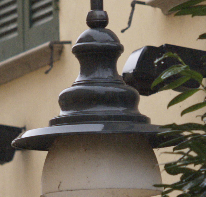 e1_img2_crop1.jpg