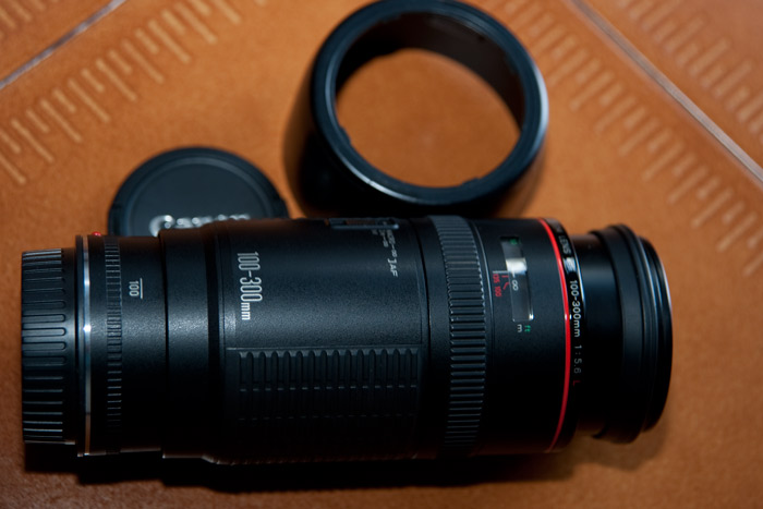 EF-100-300-2.jpg