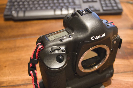 eos1d-1.jpg