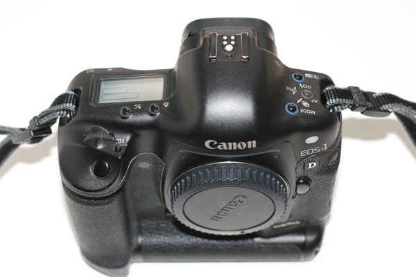 eos1D4.5MP_3.jpg