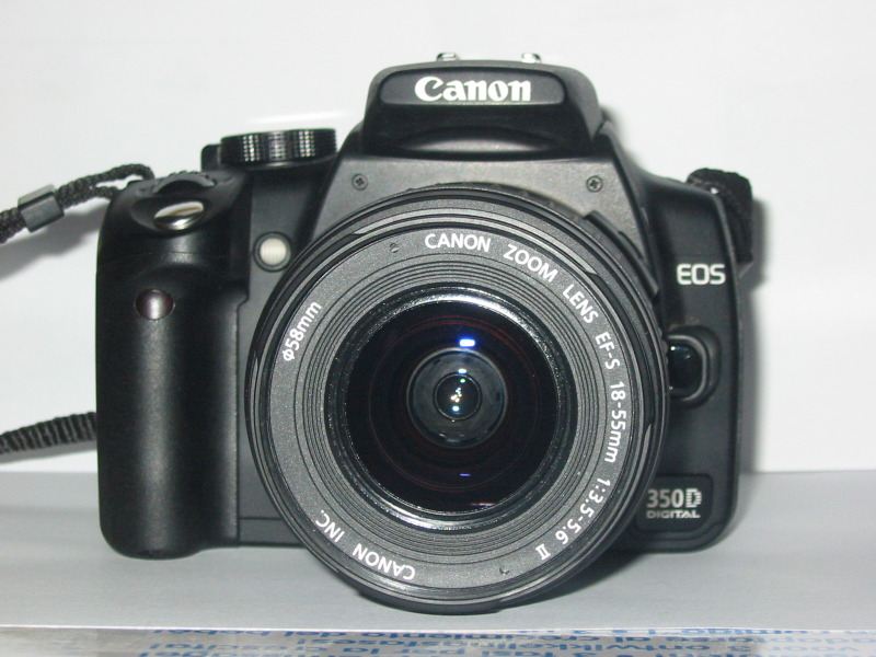 eos350d_fronte.JPG