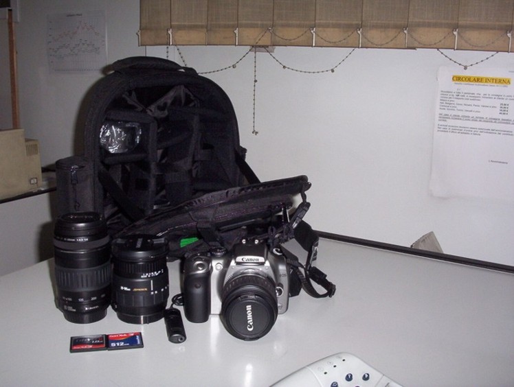 EOS 300D e accessori - small.jpg