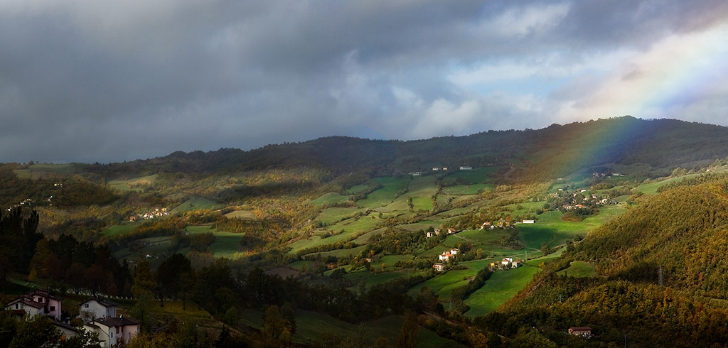 F Panoramica_Fatta con 5418 e 5419 copia.jpg