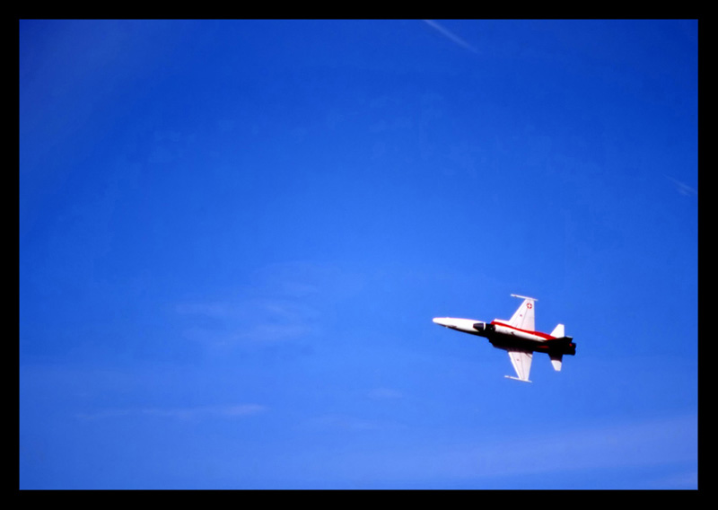 FlyingShow_02.jpg